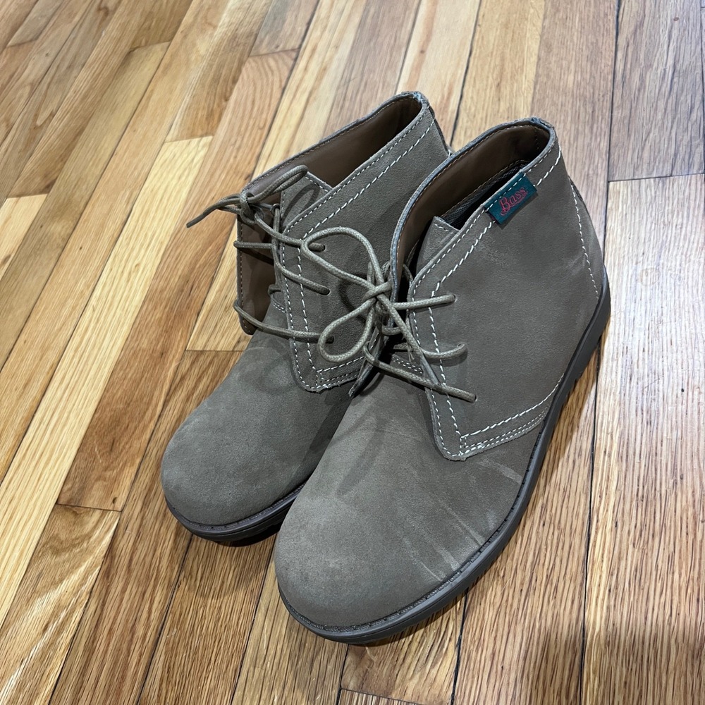 G.H. Bass & Co. Mens Taupe Suede Leather Chukka Desert Boots 6M